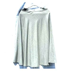 Grey skirt